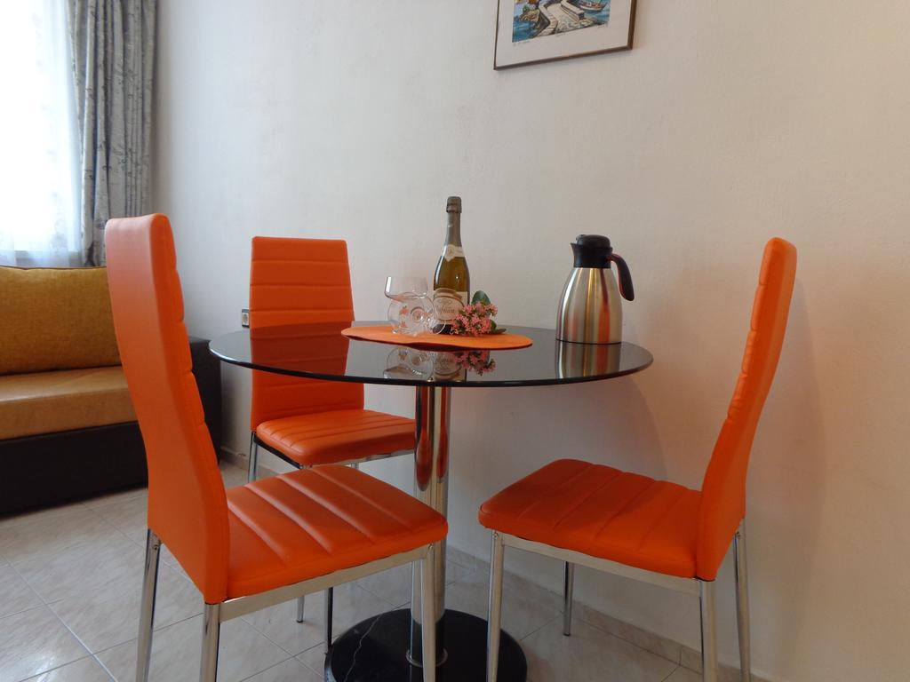 Zoya Apartment Бургас Екстериор снимка