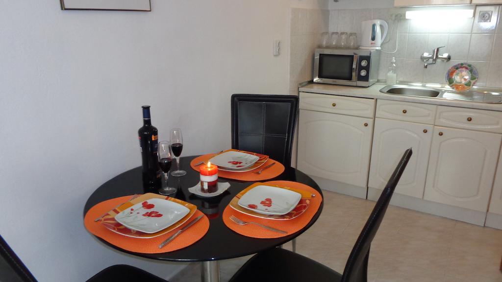 Zoya Apartment Бургас Стая снимка